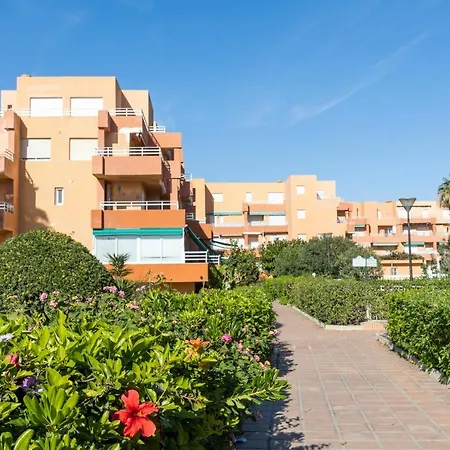 Duplex Jardines Del Mar 公寓 *